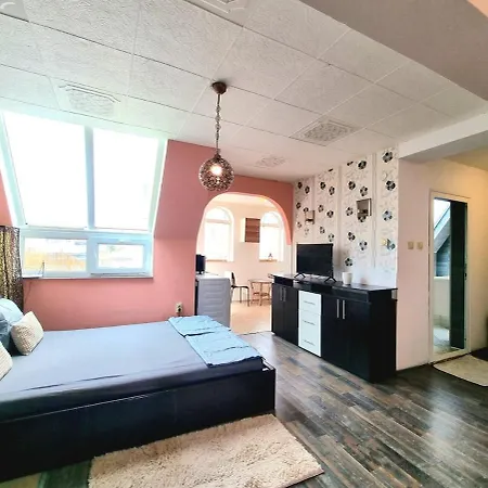 Sea Star Studio-to The Sea Garden Apartman