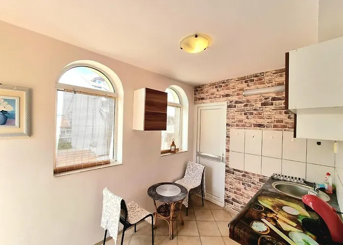 Sea Star Studio-to The Sea Garden Apartment *