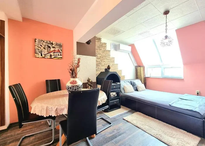 Sea Star Studio-to The Sea Garden Бургас